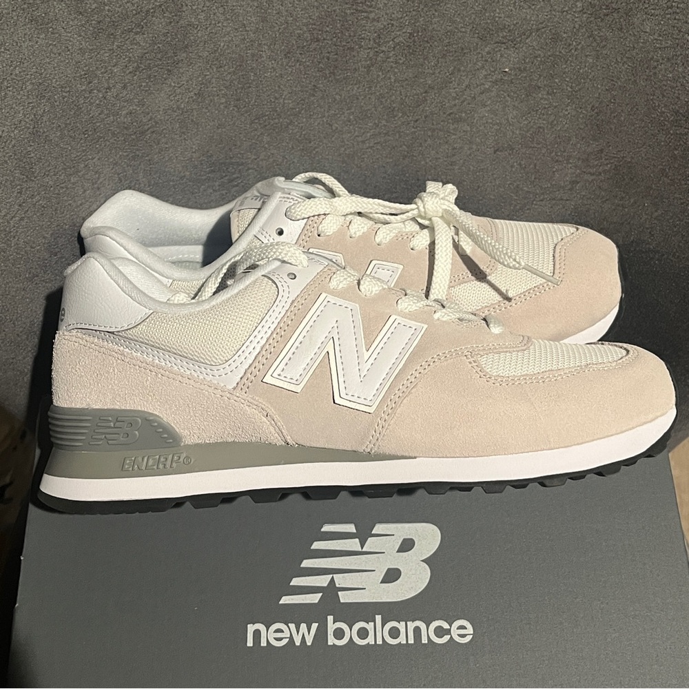 New Balance Men’s Sneakers 574 White Size 10.5 US